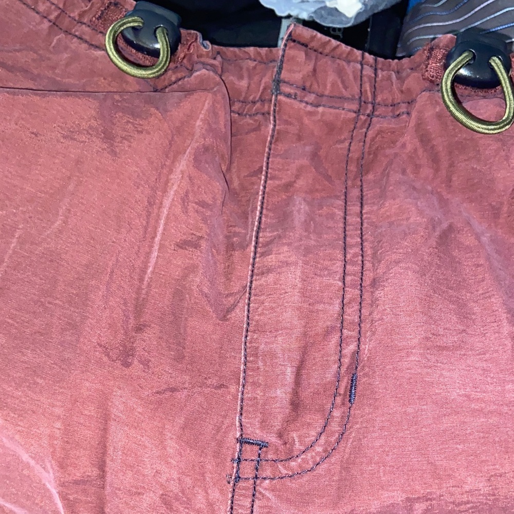 Abercrombie Utility pants with embroidered patch on bottom of the leg size small - Picture 5 of 7